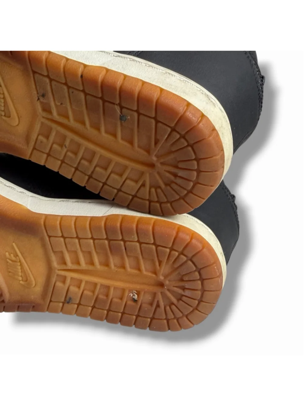 Nike Dunk Sky Hi Essential Black Gum Hidden Wedge Shoe 747283-991 Womens 8.5